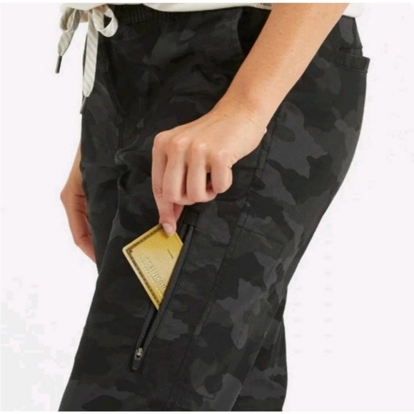 Vuori Ripstop Camo Jogger Pants Black Gray Size Small Sporty Outdoor Athletic - Picture 3 of 6